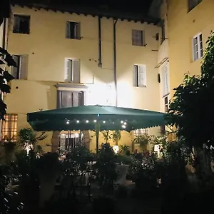 Al Cardinale & Bed & Breakfast Lucca